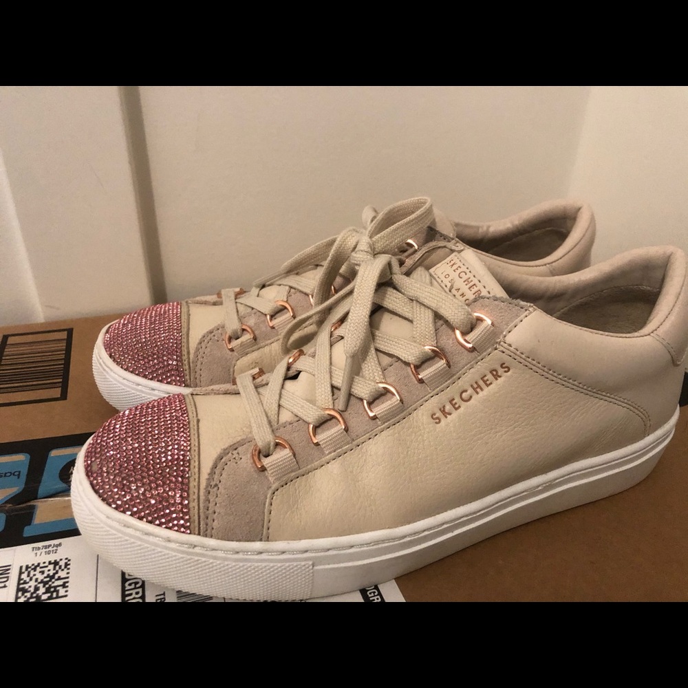 Skechers Cream and Pink Glitter Sneakers
